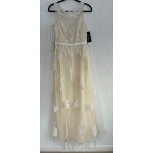 NWT Étoile by Élysée‎ Lace & Tulle A-Line Wedding Dress Champagne/Ivory Size 6